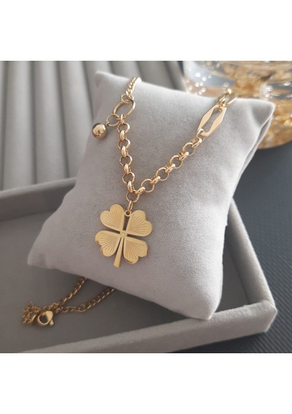 Çelik Gold Renk Yonca Detay Kadın Kolye modelleri