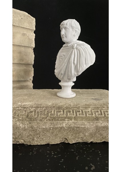 Roma Imparatoru Trajan Dekoratif Obje Kitaplık Dekor Hediyelik Biblo modelleri