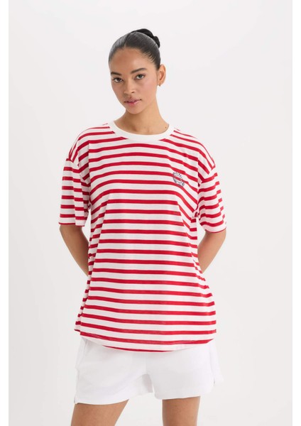 fit Oversize Geniş Kalıp Bisiklet Yaka Slogan Baskılı Sporcu Kısa Kollu TIŞÖRT E2782AX25SM fırsatları