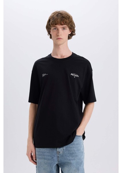 %100 Pamuk Boxy Fit Bisiklet Yaka Sırt Baskılı Kısa Kollu Tişört E4545AX25SM modelleri