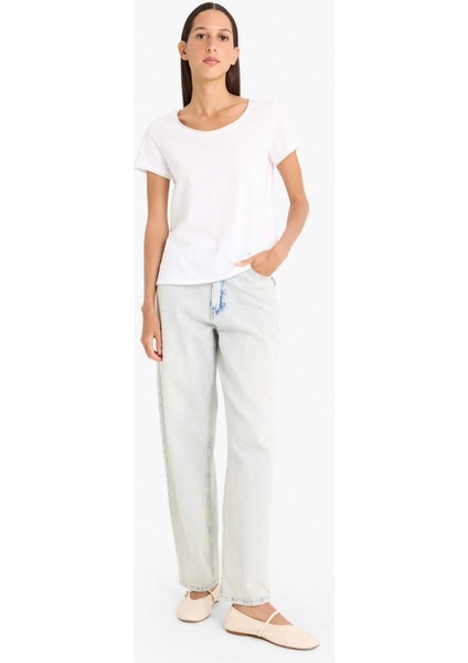 Regular Fit Yuvarlak Yaka Basic Düz Kısa Kollu Beyaz Tişört K1508AZ25SM fiyatları