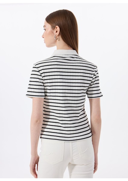 Polo Yaka Çizgili Siyah - Beyaz Kadın T-Shirt M5SL-TST1159 fırsatları