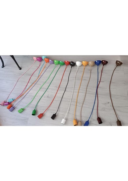 Beyaz renkli 1 metre kumaş tavan sarkıt, kılıflı, rozanlı, kolay montajlı, 100x18 ölçü modelleri