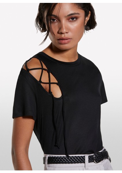 Bisiklet Yaka Siyah Kadın T-Shirt 3W6HL107N modelleri