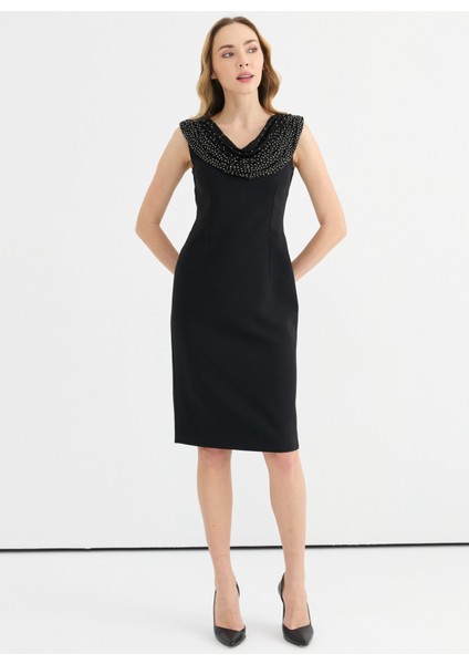 Degaje Yaka Taşlı Siyah Standart Kadın Elbise 25YSL7644