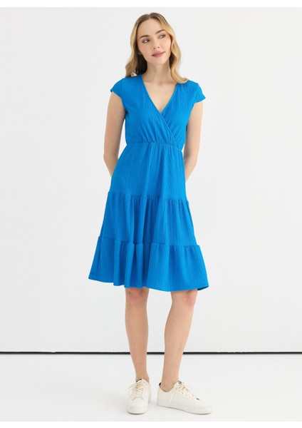 Kruvaze Yaka Desenli Mavi Standart Kadın Elbise 25YSL7638