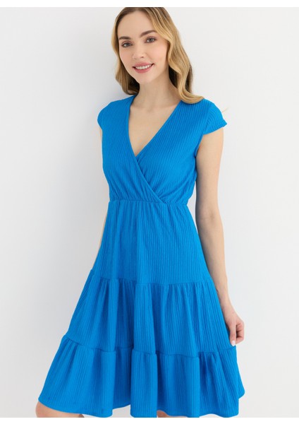 Kruvaze Yaka Desenli Mavi Standart Kadın Elbise 25YSL7638