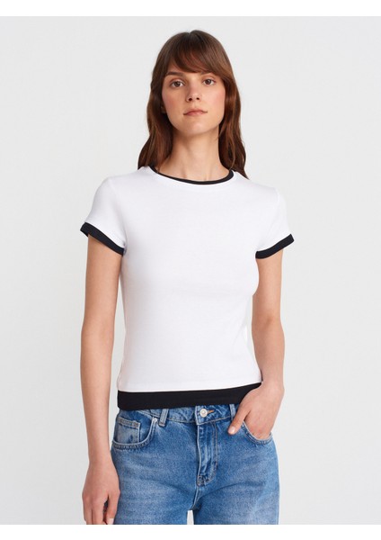 31859 Çift Görünümlü T-Shirt-Beyaz