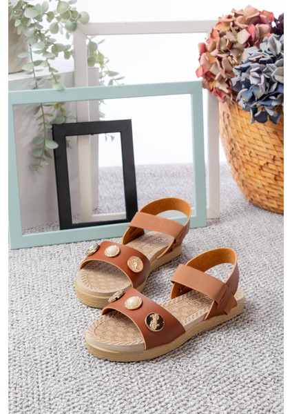 Taş Detaylı Cırtlı Kadın Sandalet fırsatları