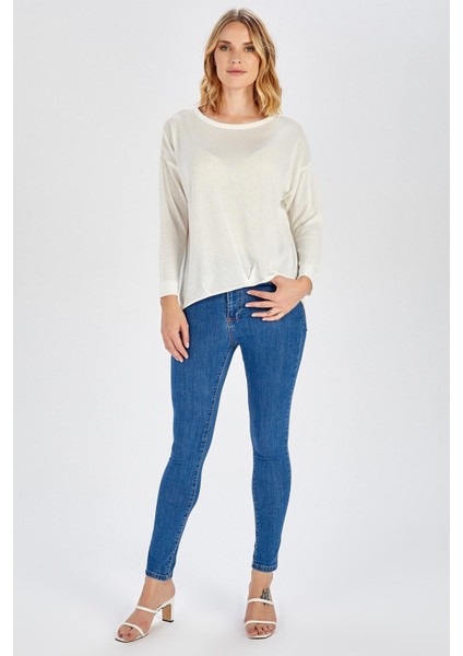 MEADOW BLOUSE Ön ve Arka Pile Detaylı Salaş Kadın Triko Bluz - BEYAZ