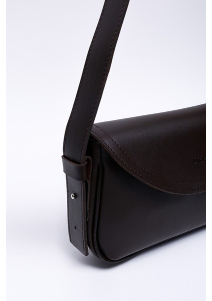 Kahve Rengi Shk150 Deri Astarlı Çıtçıtlı Ayarlanabilir Askılı El, Kol Ve Omuz Çantası U:15 E:27 G:5 Cm