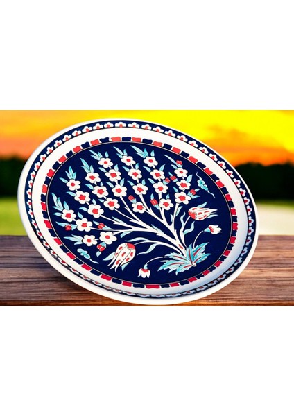 Iznik Çini Tabak El Işçiliği