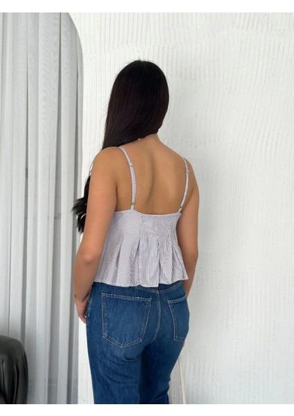 Askılı Dekolte Deraylı Crop - Beyaz