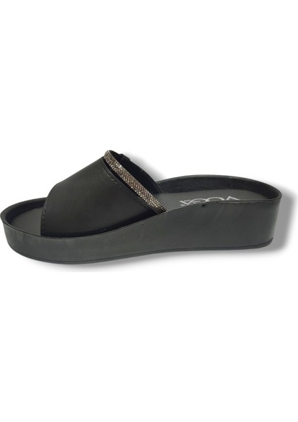 1400-177-25 Deri Anatomik Şerit Taşlı Kadın Terlik modelleri