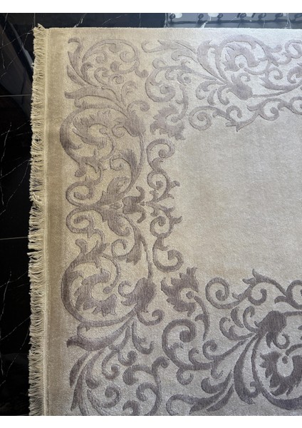 Siena DN21 Beige Lilac Ithal El Halısı