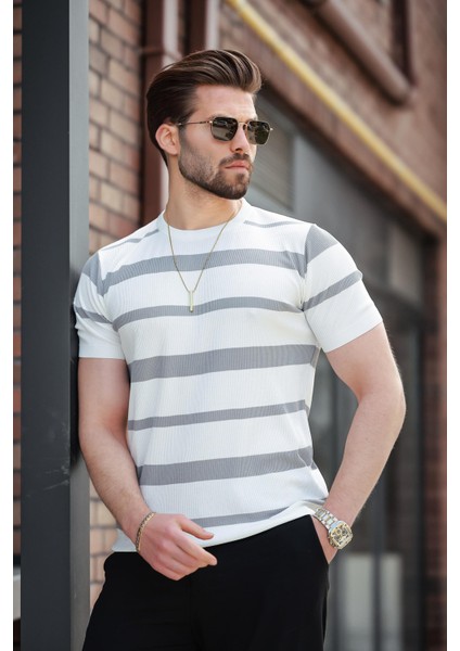 Beyaz Çizgili Bisiklet Yaka Triko Tişört E7414 fiyatları