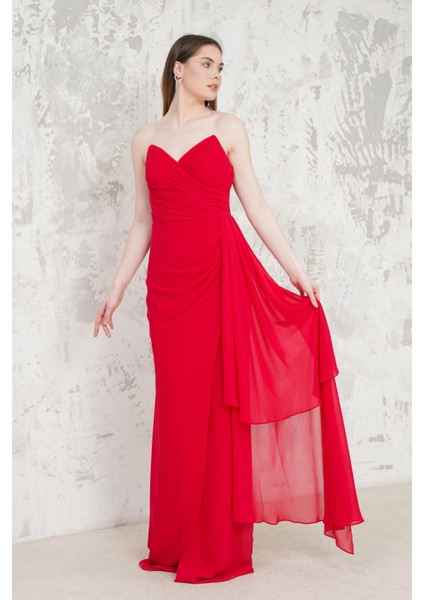Önü Yırtmaçlı Straplez Kırmızı Abiye Elbise fiyatları