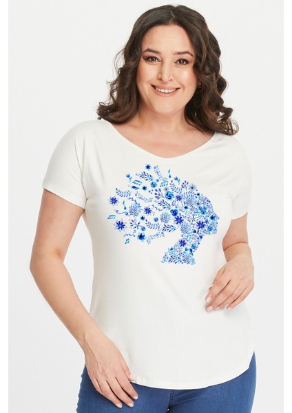 Büyük Beden Mavi Çiçekli Silüet Baskılı Geniş V Yaka Kısa Kol Oval Yırtmaç Bluz