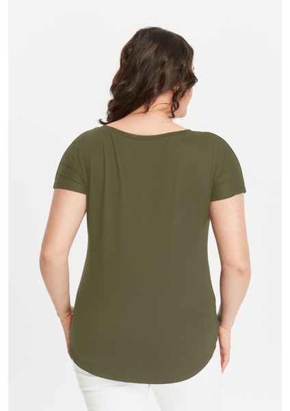 Büyük Beden Geniş V Yaka Kısa Kol Oval Yırtmaç Bluz fiyatları