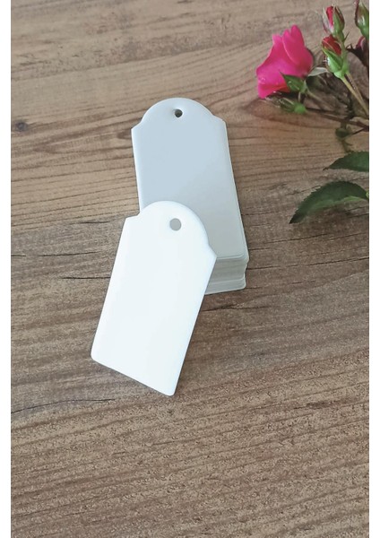 Beyaz Karton Etiket / Hediye Etiketi 100 Adet (3.8 cm x 7.5 Cm)