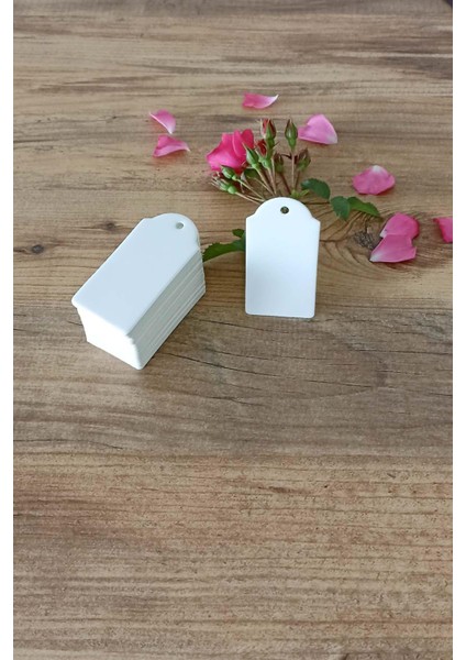 Beyaz Karton Etiket / Hediye Etiketi 100 Adet (3.8 cm x 7.5 Cm)