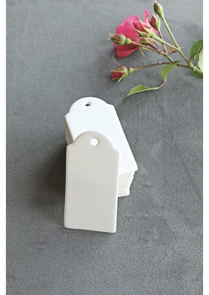 Beyaz Karton Etiket / Hediye Etiketi 100 Adet (3.8 cm x 7.5 Cm)