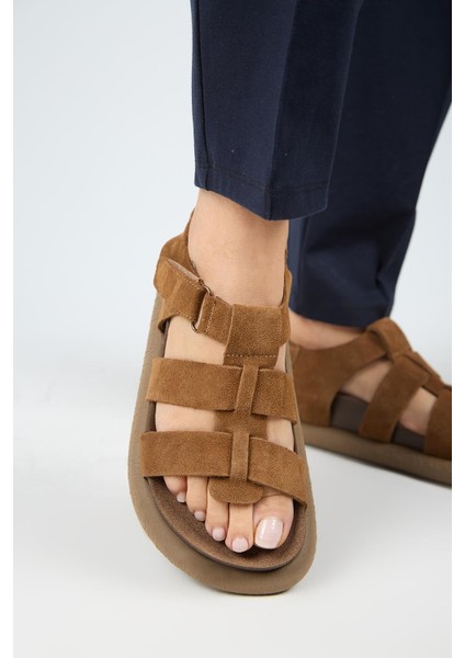 Capra Kadın Deri Atkılı Cırtlı Taba Sandalet indirimleri