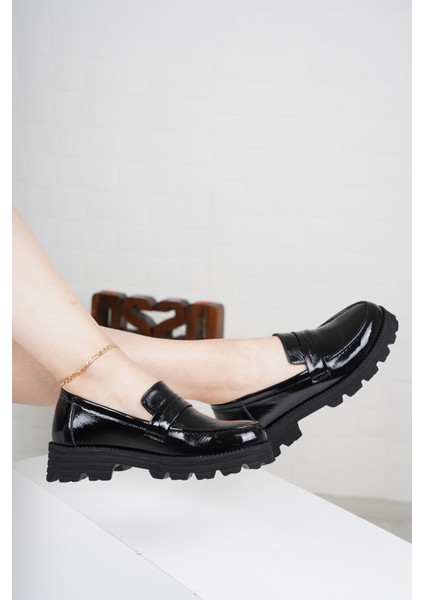 Hakiki Deri Siyah Rugan Kadın Makosen Ayakkabı 222134102 modelleri