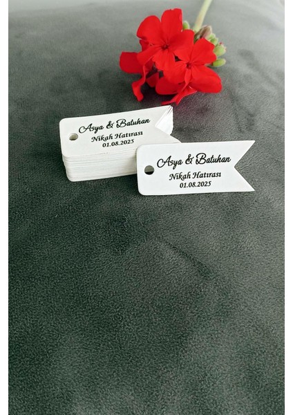 Kişiye Özel Baskılı Etiket / Nişan-Kına- Nikah Etiketi / 100 Adet Flama Etiket (2,4x 5,4 Cm) fırsatları