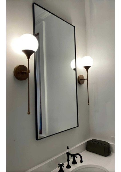 İki Adet Siyah Modern Camlı Aplik, Şık ve Kullanışlı Tasarım