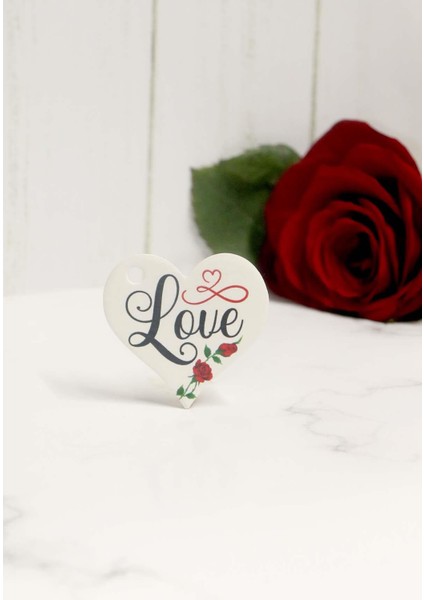 Sevgililer Günü Etiketi - Love Baskılı 50 Adet Kalp Etiket (4,5 cm ) indirimleri