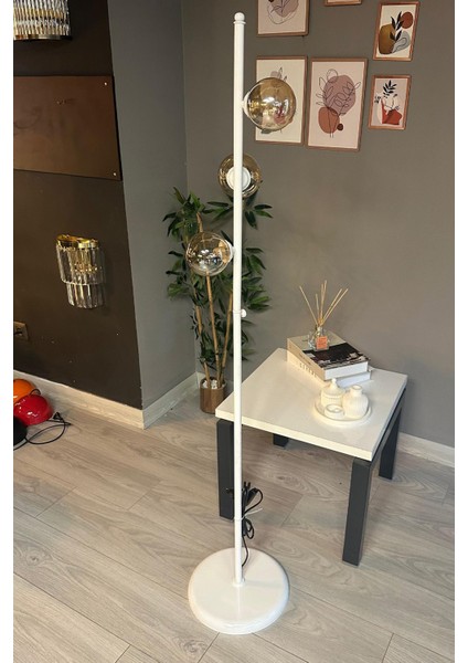 Bal tonunda cam ve metal detaylı modern zemin lambası, tek ayaklı, yüksekliği 151-200 cm fiyatları