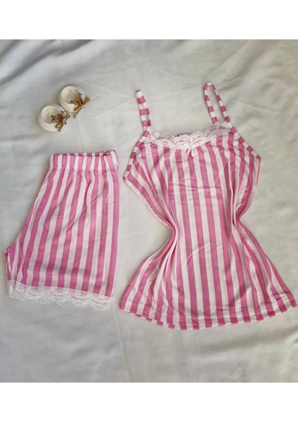 Pembe Çizgili Şortlu Pijama Takımı