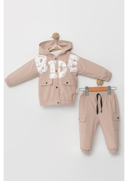 Kargo Pantolonlu Yağmurluklu Erkek Bebek Seti – Pratik ve Şık (9-18 Ay)