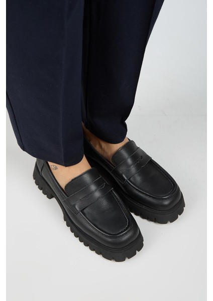 Cepmen Kadın Deri Köşeli Hakiki Deri Loafer Siyah Ayakkabı modelleri