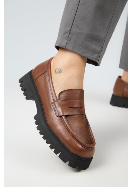 Cepmen Kadın Deri Köşeli Hakiki Deri Loafer Taba Ayakkabı