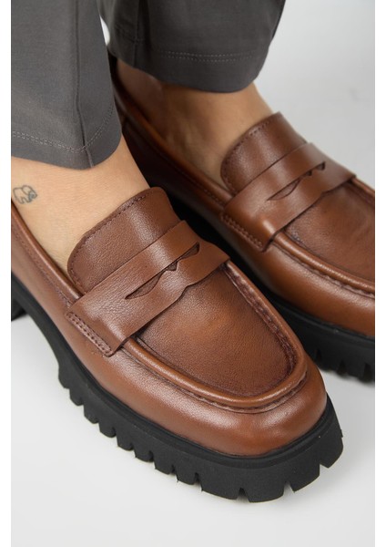Cepmen Kadın Deri Köşeli Hakiki Deri Loafer Taba Ayakkabı