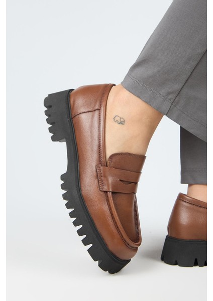 Cepmen Kadın Deri Köşeli Hakiki Deri Loafer Taba Ayakkabı