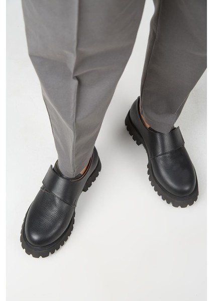 Mimi Kadın Deri Çırtlı Hakiki Deri Siyah Ayakkabı