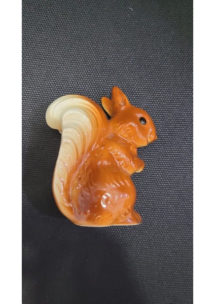 Batı Almanya Sincap Tuzluk Vintage Mutfak Gereç Koleksiyonluk Eşya 8cm Küçük Porselen 1 Adet