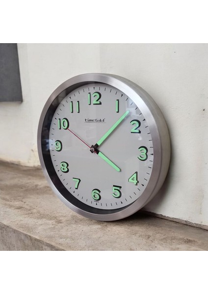 Fosforlu 3D Kabartma Rakam Metal Çerçeveli Duvar Saati Çap 30 cm fırsatları