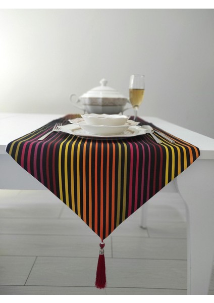 Çift Taraflı Runner Püsküllü Leke Tutmaz Kumaş Çizgili & Mermer Desen