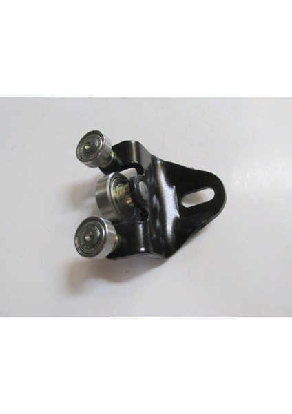 Ford Transıt- V347- 07/13; Sürgülü Kapı Alt Ray Bağlantısı Sağ Rulmanlı P-A