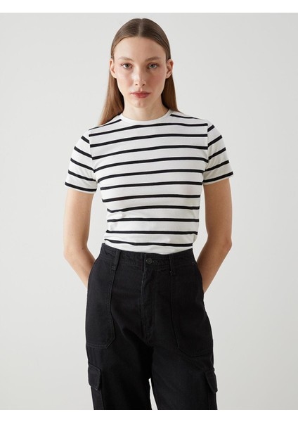Lcw Vision Bisiklet Yaka Çizgili Kadın Tişört (S5)