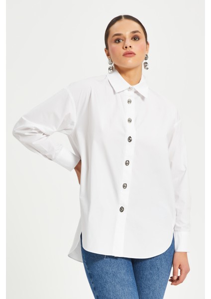 Kadın %100 Koton Oversize Gömlek – Taş Düğme Detaylı Uzun Kollu Şık Model