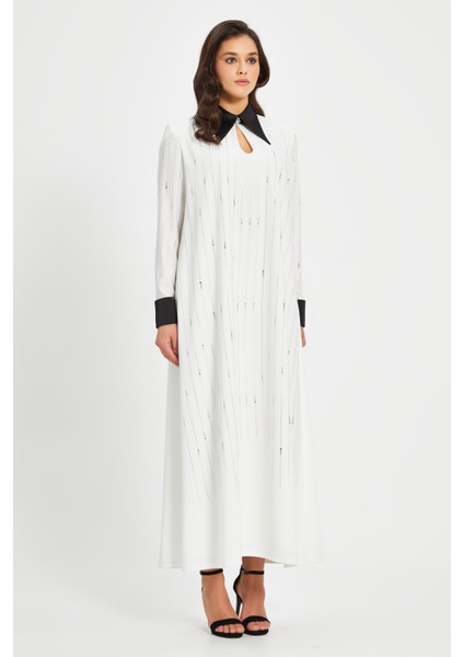 Kadın Taş Detaylı Uzun Elbise – Kontrast Yaka ve Manşetli, Düz Kesim fiyatları