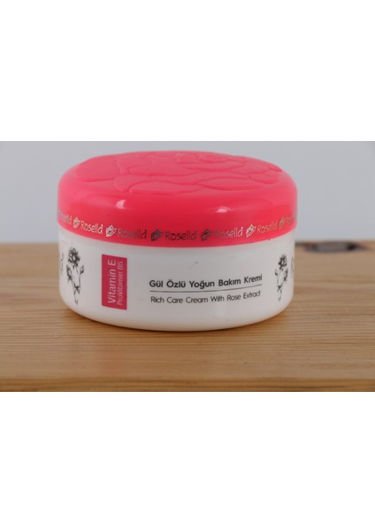 Gül Özlü Yoğun Bakım Kremi 150 ml