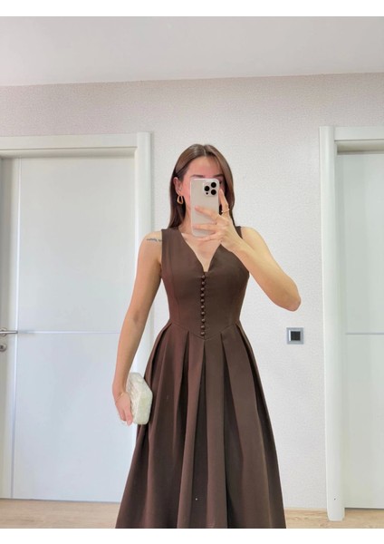 V Yaka Uzun Kolsuz Elbise- Kahverengi fiyatları