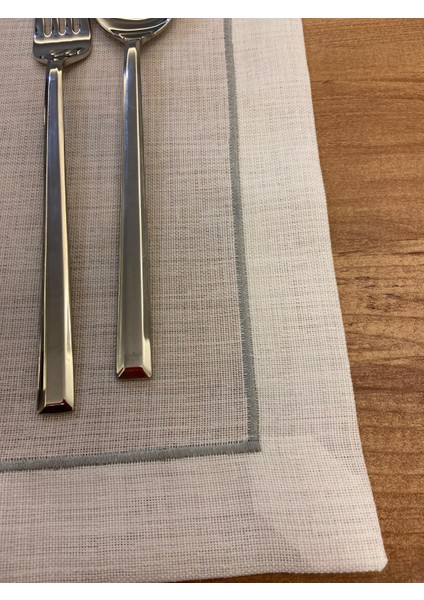 Amerikan6 Adet Amerikan Servis Peçetesı Gümüş Nakışlı Etuval Gardenya Ketenkuma