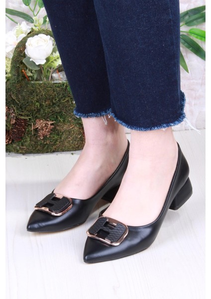 090-305 Toka Detaylı Alçak Topuk Kadın Ayakkabı fiyatları